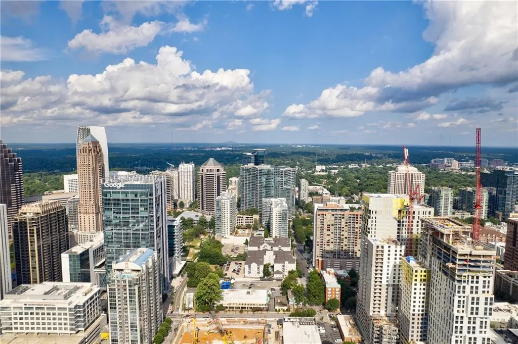 1074 Peachtree Walk Ne Unit B114, Atlanta, Georgia 30309, 2 Bedrooms Bedrooms, ,2 BathroomsBathrooms,Residential,For Sale,1074 Peachtree Walk Ne Unit B114,7612791