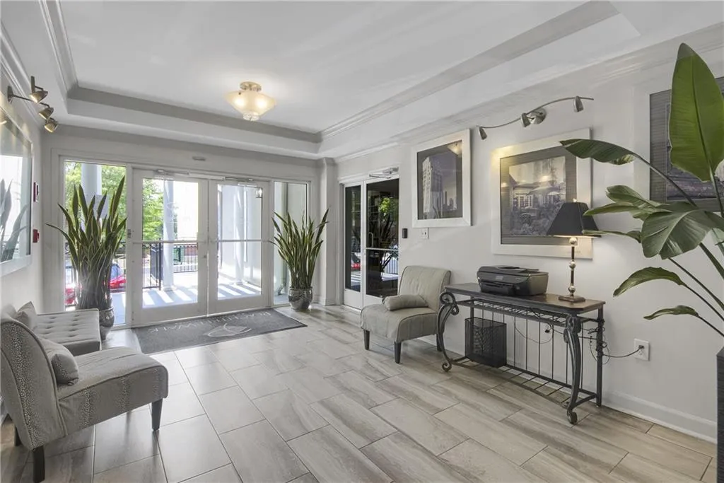1074 Peachtree Walk Ne Unit B114, Atlanta, Georgia 30309, 2 Bedrooms Bedrooms, ,2 BathroomsBathrooms,Residential,For Sale,1074 Peachtree Walk Ne Unit B114,7612791