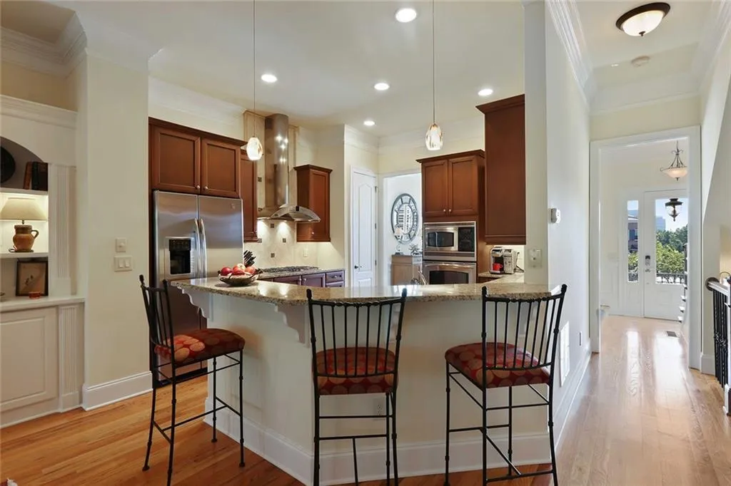 969 Persimmon Point, Sandy Springs, Georgia 30328, 3 Bedrooms Bedrooms, ,3 BathroomsBathrooms,Residential,Sold,969 Persimmon Point,5901358