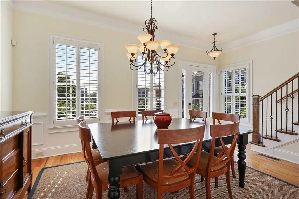 969 Persimmon Point, Sandy Springs, Georgia 30328, 3 Bedrooms Bedrooms, ,3 BathroomsBathrooms,Residential,Sold,969 Persimmon Point,5901358