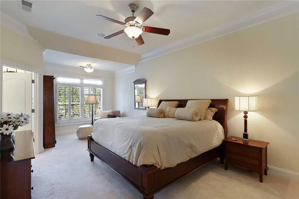 969 Persimmon Point, Sandy Springs, Georgia 30328, 3 Bedrooms Bedrooms, ,3 BathroomsBathrooms,Residential,Sold,969 Persimmon Point,5901358