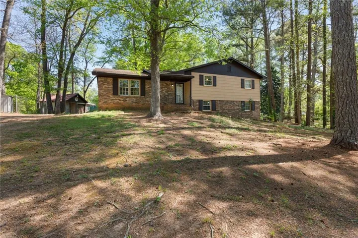 2159 Chestnut Log Drive, Lithia Springs, Georgia 30122