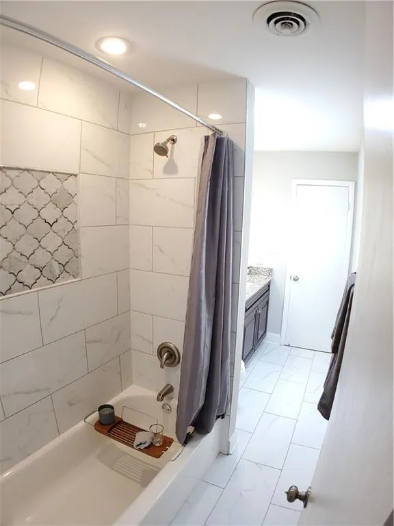 346 Carpenter Drive Unit 78, Sandy Springs, Georgia 30328, 2 Bedrooms Bedrooms, ,1 BathroomBathrooms,Residential,Sold,346 Carpenter Drive Unit 78,6909103