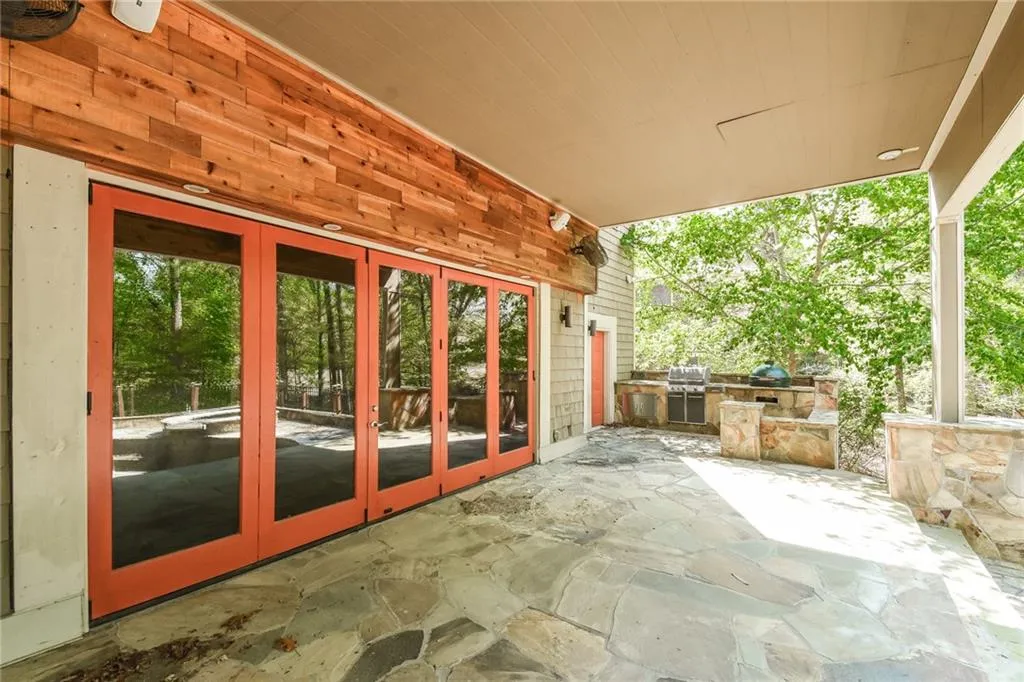 8069 Kenstone Court, Atlanta, Georgia 30350, 6 Bedrooms Bedrooms, ,6 BathroomsBathrooms,Residential,For Sale,8069 Kenstone Court,7740573