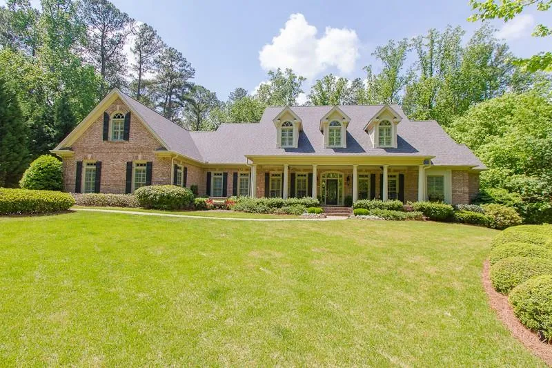 95 Stewart Drive, Sandy Springs, Georgia 30342, 5 Bedrooms Bedrooms, ,4 BathroomsBathrooms,Residential,Sold,95 Stewart Drive,5683916