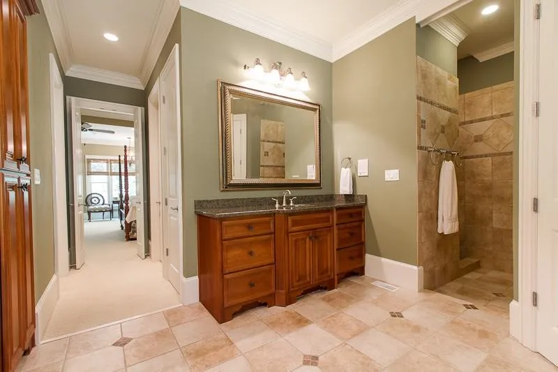 95 Stewart Drive, Sandy Springs, Georgia 30342, 5 Bedrooms Bedrooms, ,4 BathroomsBathrooms,Residential,Sold,95 Stewart Drive,5683916