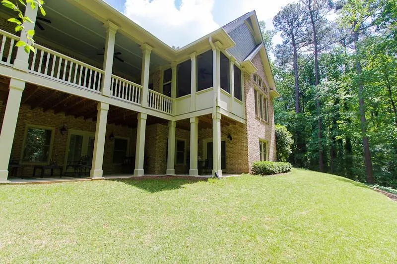 95 Stewart Drive, Sandy Springs, Georgia 30342, 5 Bedrooms Bedrooms, ,4 BathroomsBathrooms,Residential,Sold,95 Stewart Drive,5683916