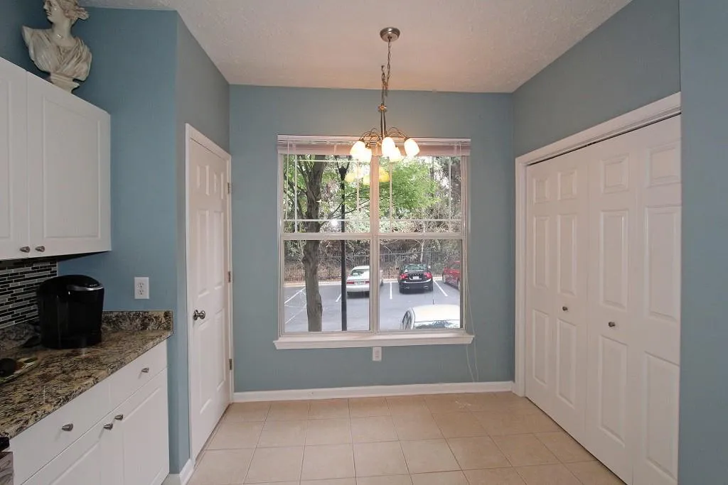 5559 Glenridge Drive Unit 2107, Atlanta, Georgia 30342, 2 Bedrooms Bedrooms, ,2 BathroomsBathrooms,Residential,Sold,5559 Glenridge Drive Unit 2107,5856804