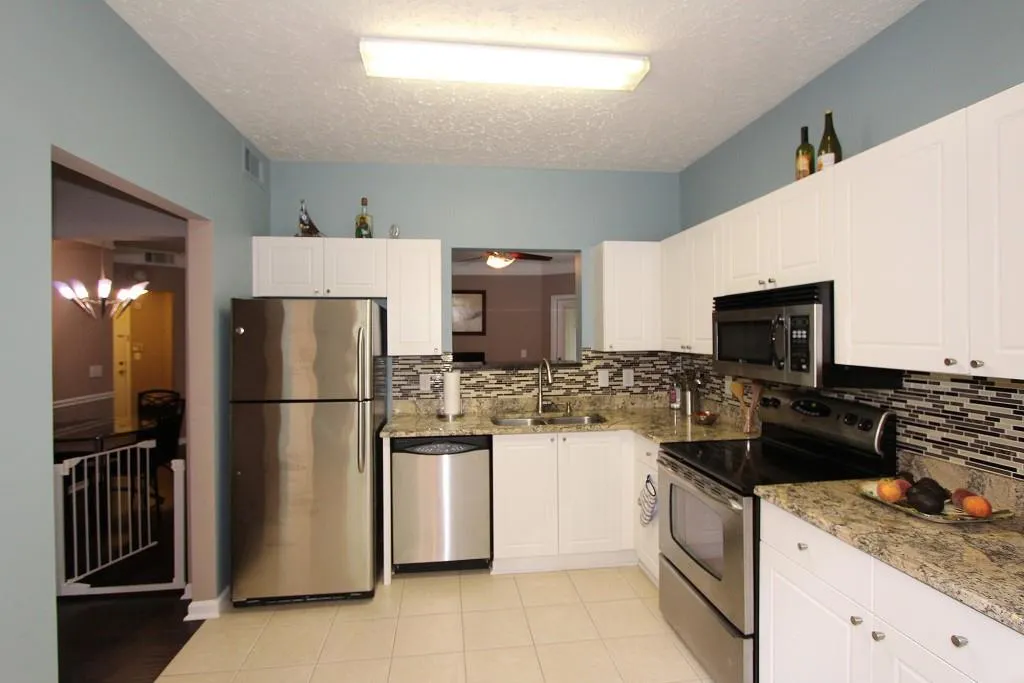 5559 Glenridge Drive Unit 2107, Atlanta, Georgia 30342, 2 Bedrooms Bedrooms, ,2 BathroomsBathrooms,Residential,Sold,5559 Glenridge Drive Unit 2107,5856804