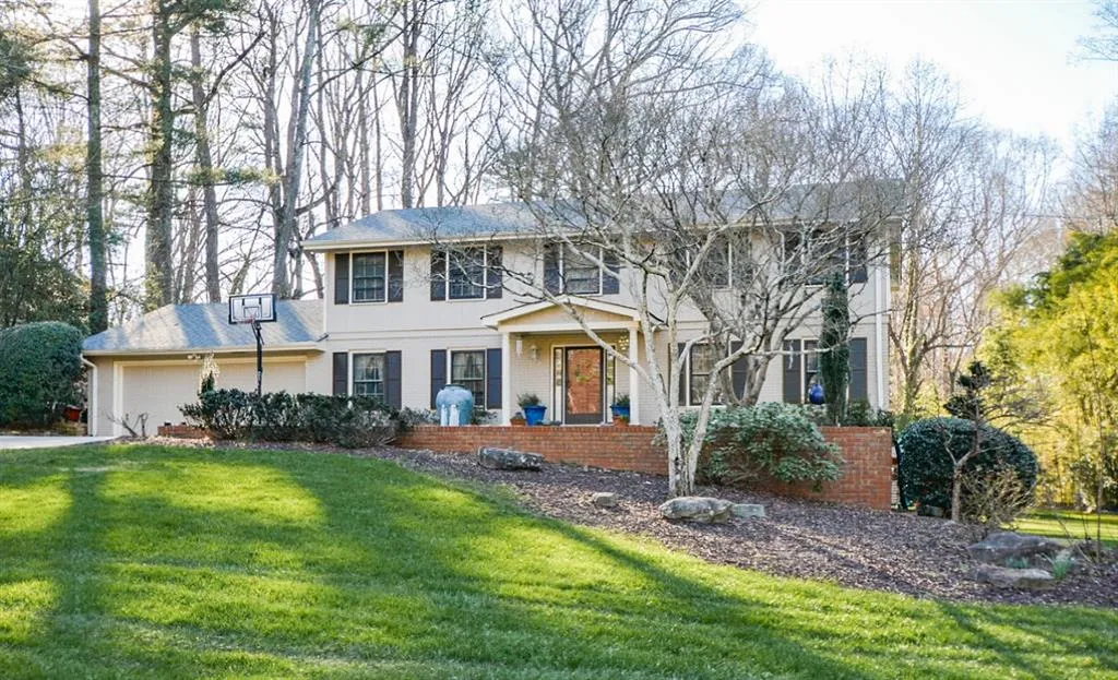 7690 Ryefield Drive, Atlanta, Georgia 30350, 5 Bedrooms Bedrooms, ,3 BathroomsBathrooms,Residential,Sold,7690 Ryefield Drive,5646908
