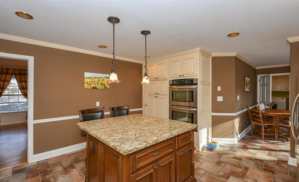 7690 Ryefield Drive, Atlanta, Georgia 30350, 5 Bedrooms Bedrooms, ,3 BathroomsBathrooms,Residential,Sold,7690 Ryefield Drive,5646908