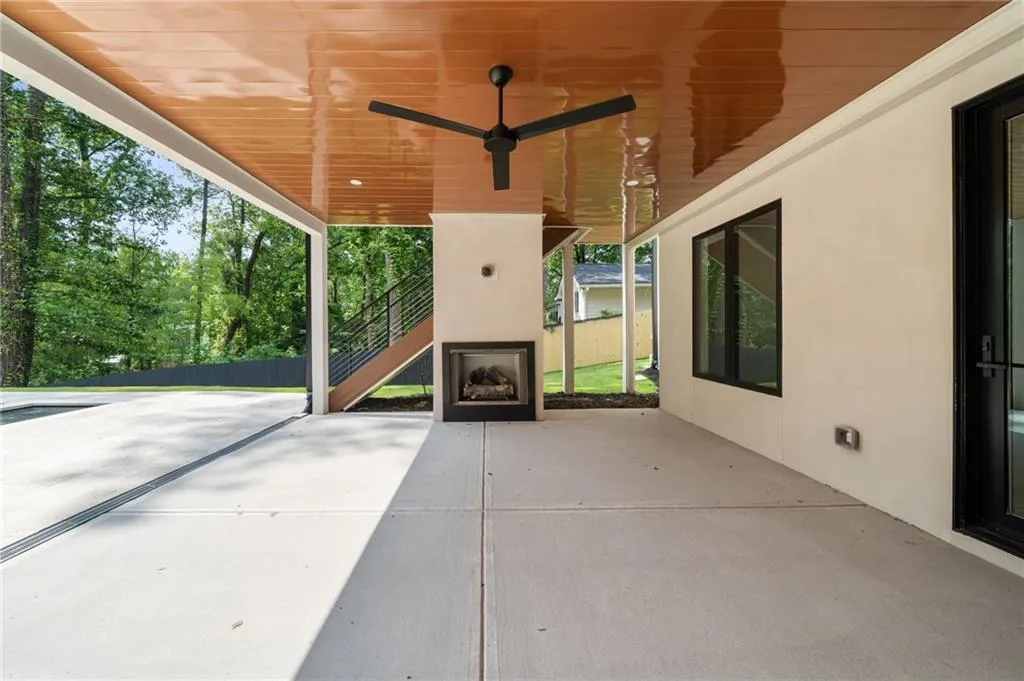 3293 Lenox Place Ne, Atlanta, Georgia 30324, 6 Bedrooms Bedrooms, ,7 BathroomsBathrooms,Residential,For Sale,3293 Lenox Place Ne,7587878