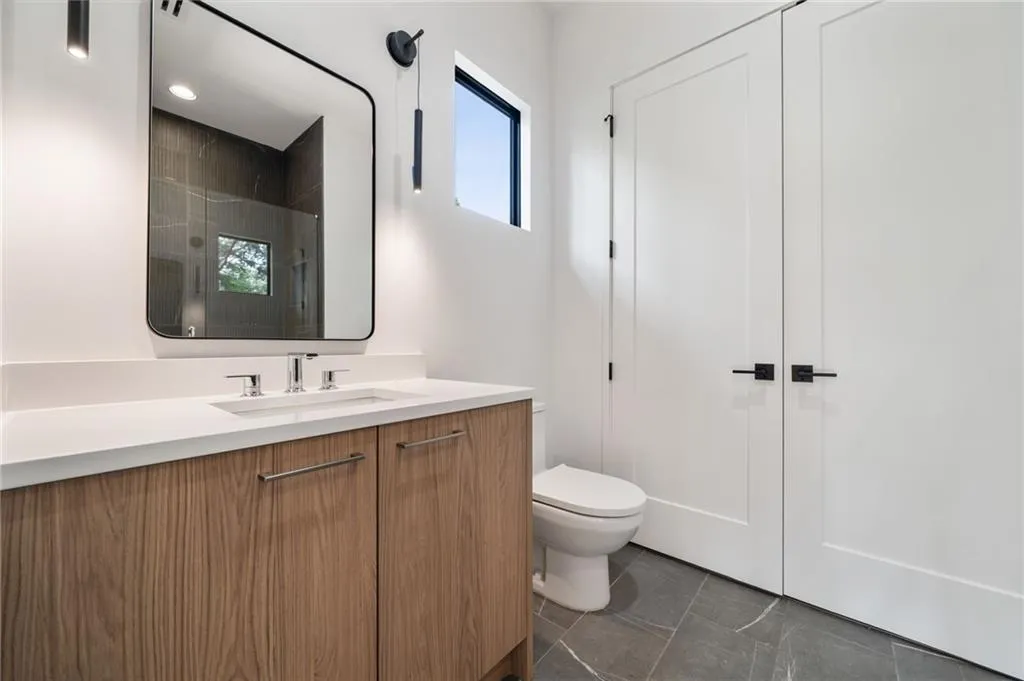 3293 Lenox Place Ne, Atlanta, Georgia 30324, 6 Bedrooms Bedrooms, ,7 BathroomsBathrooms,Residential,For Sale,3293 Lenox Place Ne,7587878