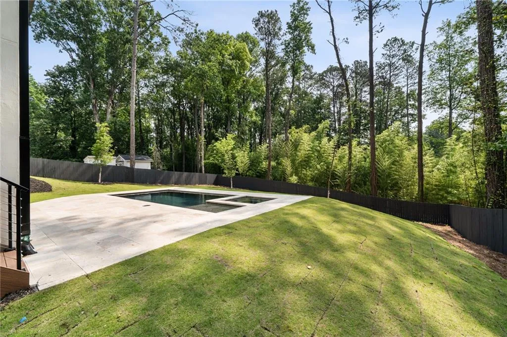 3293 Lenox Place Ne, Atlanta, Georgia 30324, 6 Bedrooms Bedrooms, ,7 BathroomsBathrooms,Residential,For Sale,3293 Lenox Place Ne,7587878