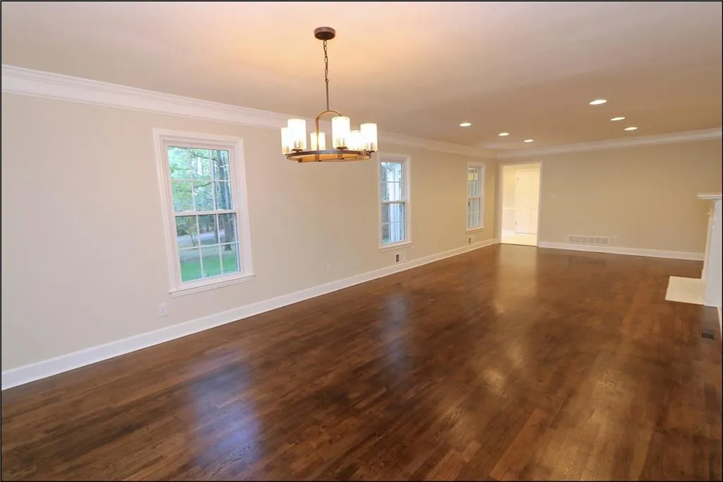450 Dalrymple Road, Atlanta, Georgia 30328, 5 Bedrooms Bedrooms, ,2 BathroomsBathrooms,Residential,Sold,450 Dalrymple Road,5928884