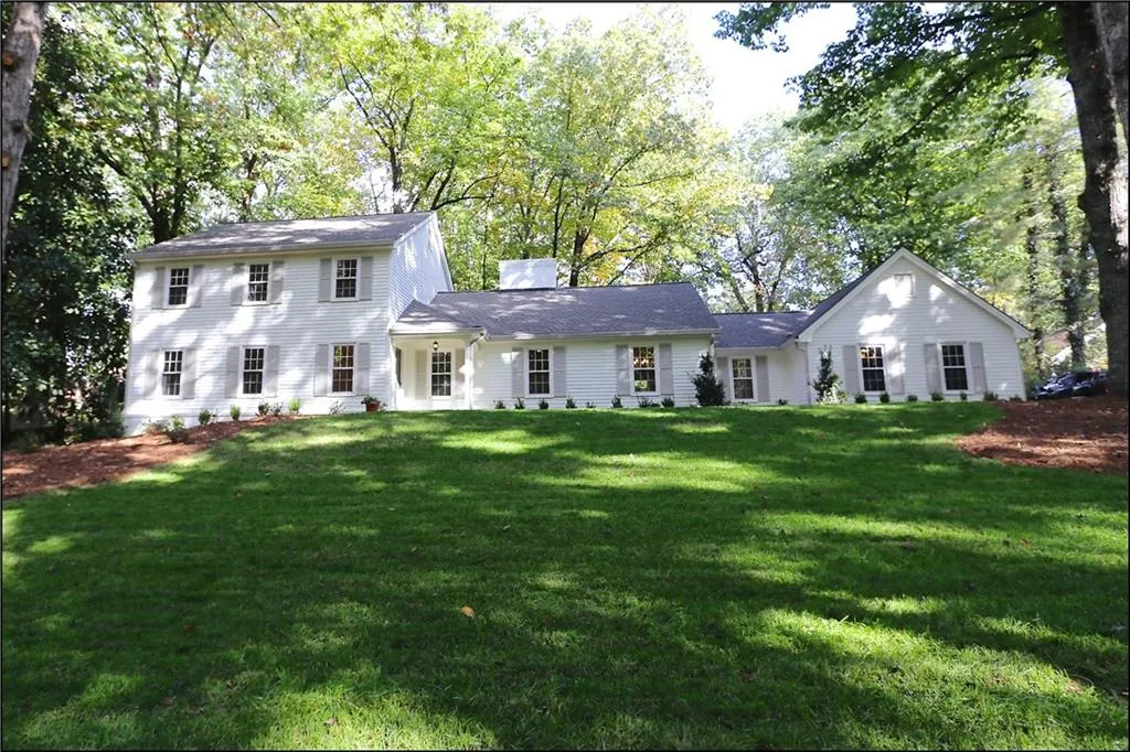 450 Dalrymple Road, Atlanta, Georgia 30328, 5 Bedrooms Bedrooms, ,2 BathroomsBathrooms,Residential,Sold,450 Dalrymple Road,5928884