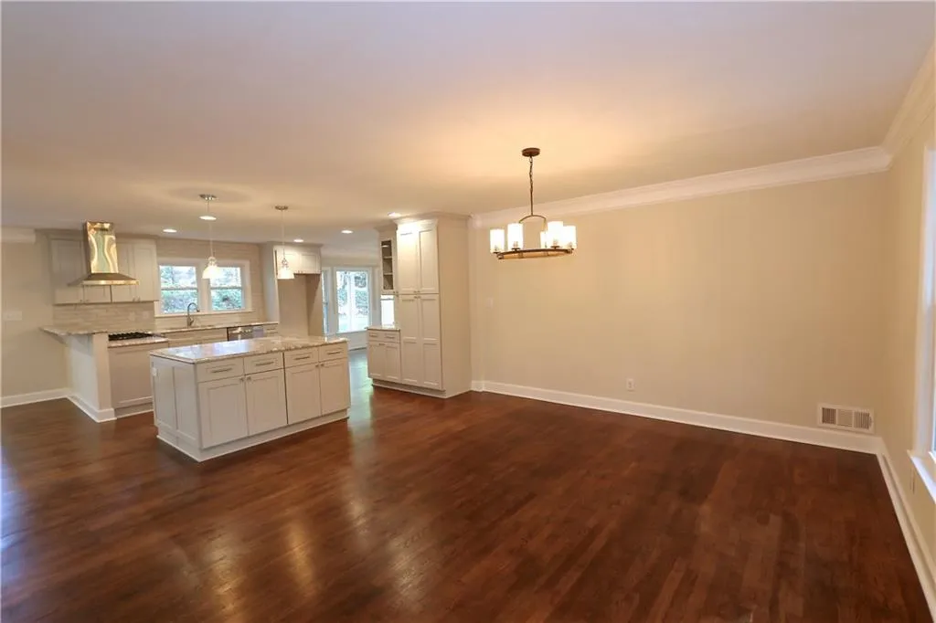450 Dalrymple Road, Atlanta, Georgia 30328, 5 Bedrooms Bedrooms, ,2 BathroomsBathrooms,Residential,Sold,450 Dalrymple Road,5928884