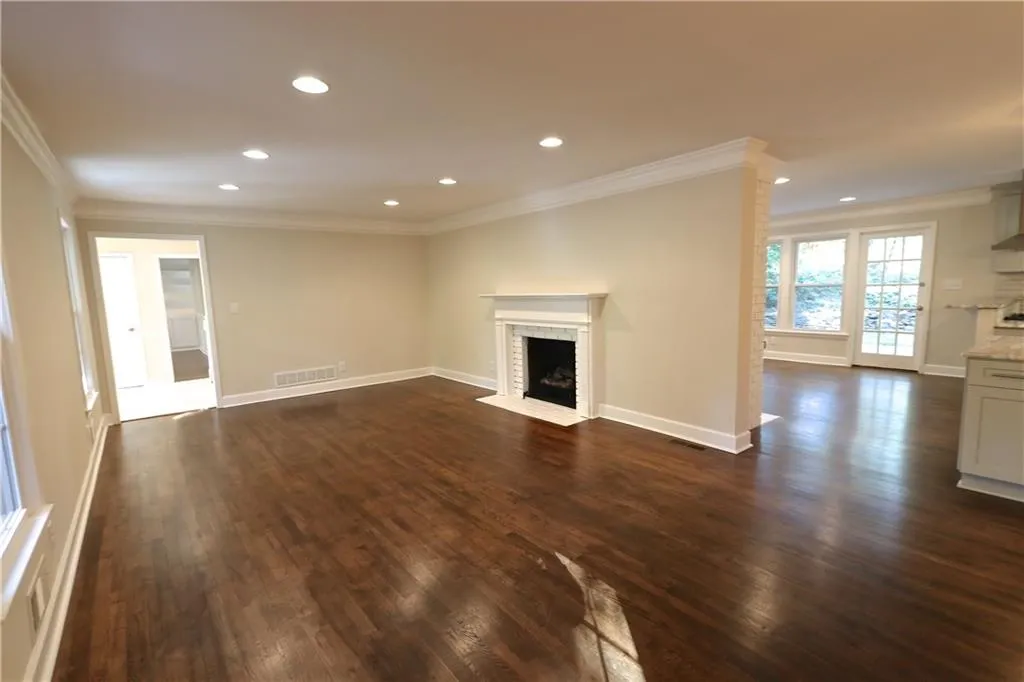 450 Dalrymple Road, Atlanta, Georgia 30328, 5 Bedrooms Bedrooms, ,2 BathroomsBathrooms,Residential,Sold,450 Dalrymple Road,5928884