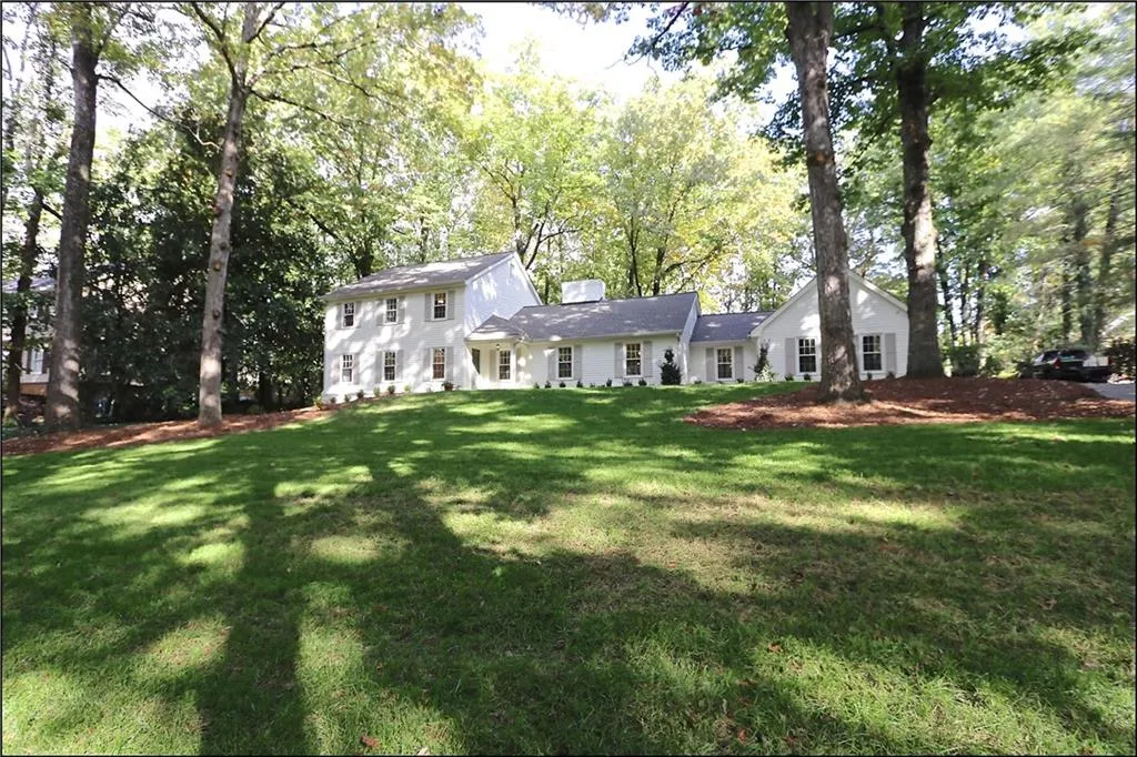 450 Dalrymple Road, Atlanta, Georgia 30328, 5 Bedrooms Bedrooms, ,2 BathroomsBathrooms,Residential,Sold,450 Dalrymple Road,5928884