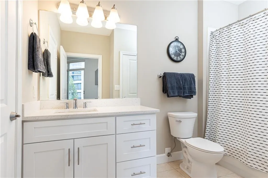 2626 Peachtree Road Nw Unit 706, Atlanta, Georgia 30305, 1 Bedroom Bedrooms, ,1 BathroomBathrooms,Residential,For Sale,2626 Peachtree Road Nw Unit 706,7642714