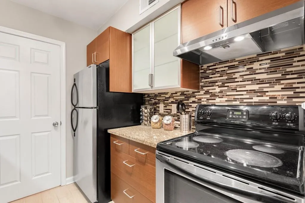 1013 Wingate Way Unit 1013, Sandy Springs, Georgia 30350, 2 Bedrooms Bedrooms, ,2 BathroomsBathrooms,Residential,Sold,1013 Wingate Way Unit 1013,6796338