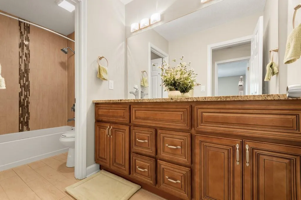 1013 Wingate Way Unit 1013, Sandy Springs, Georgia 30350, 2 Bedrooms Bedrooms, ,2 BathroomsBathrooms,Residential,Sold,1013 Wingate Way Unit 1013,6796338