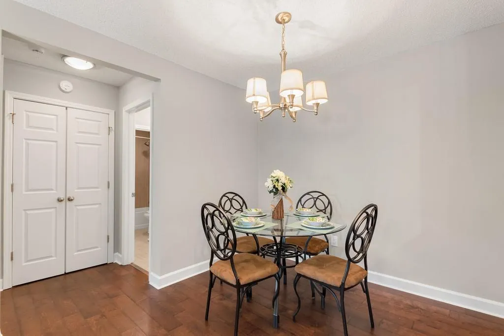 1013 Wingate Way Unit 1013, Sandy Springs, Georgia 30350, 2 Bedrooms Bedrooms, ,2 BathroomsBathrooms,Residential,Sold,1013 Wingate Way Unit 1013,6796338