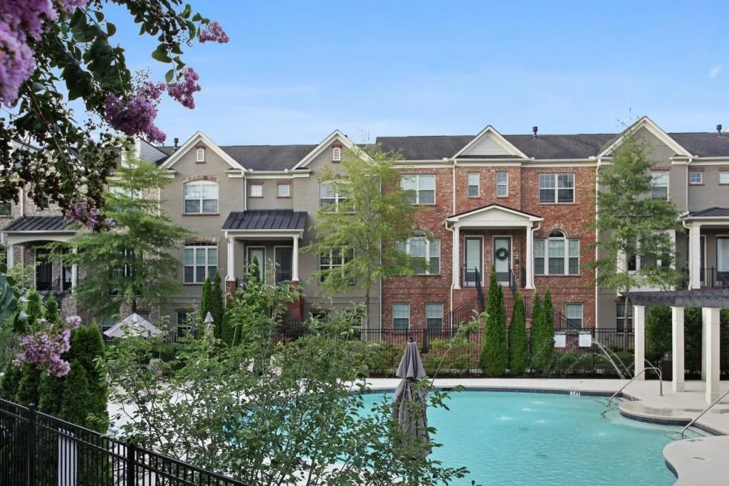 314 Alderwood Lane, Atlanta, Georgia 30328, 3 Bedrooms Bedrooms, ,3 BathroomsBathrooms,Residential,Sold,314 Alderwood Lane,6926661