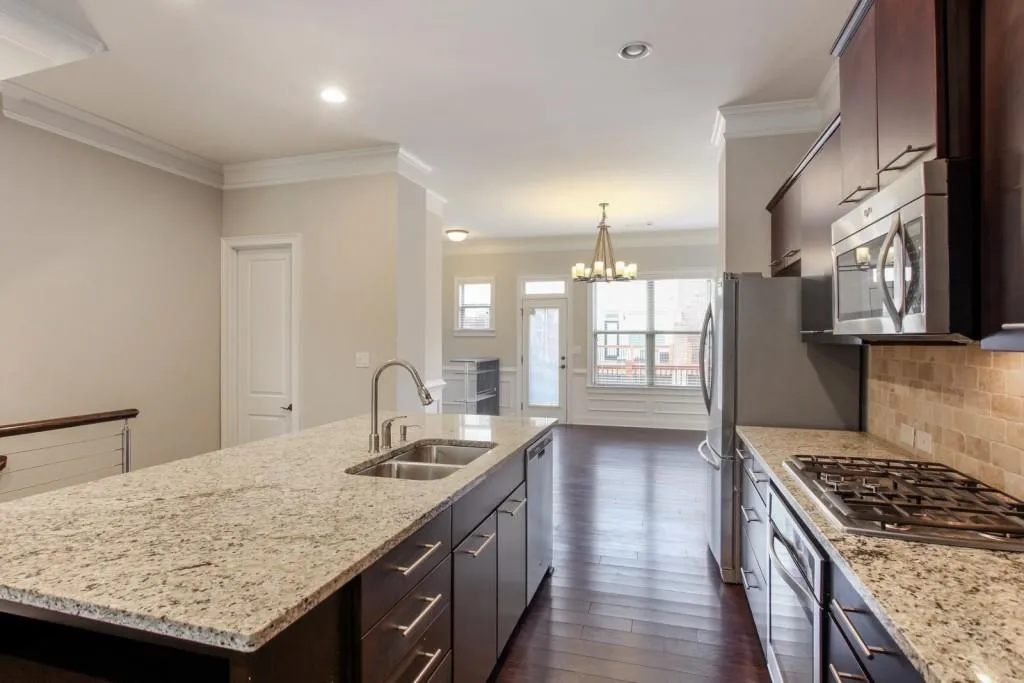 314 Alderwood Lane, Atlanta, Georgia 30328, 3 Bedrooms Bedrooms, ,3 BathroomsBathrooms,Residential,Sold,314 Alderwood Lane,6926661