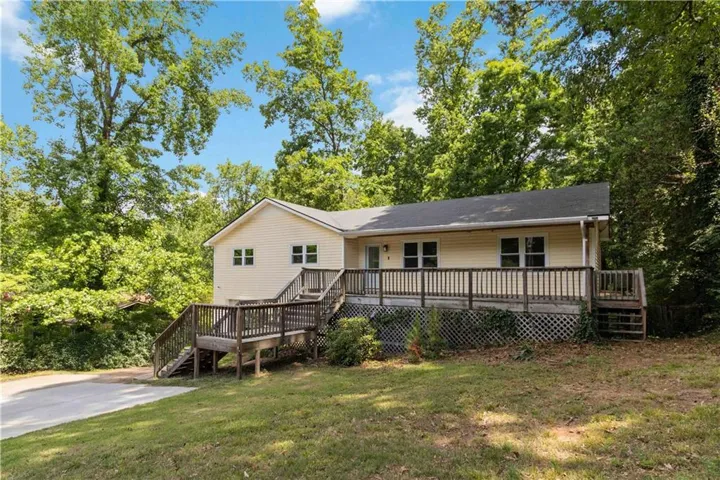 606 Echo Lane, Woodstock, Georgia 30189