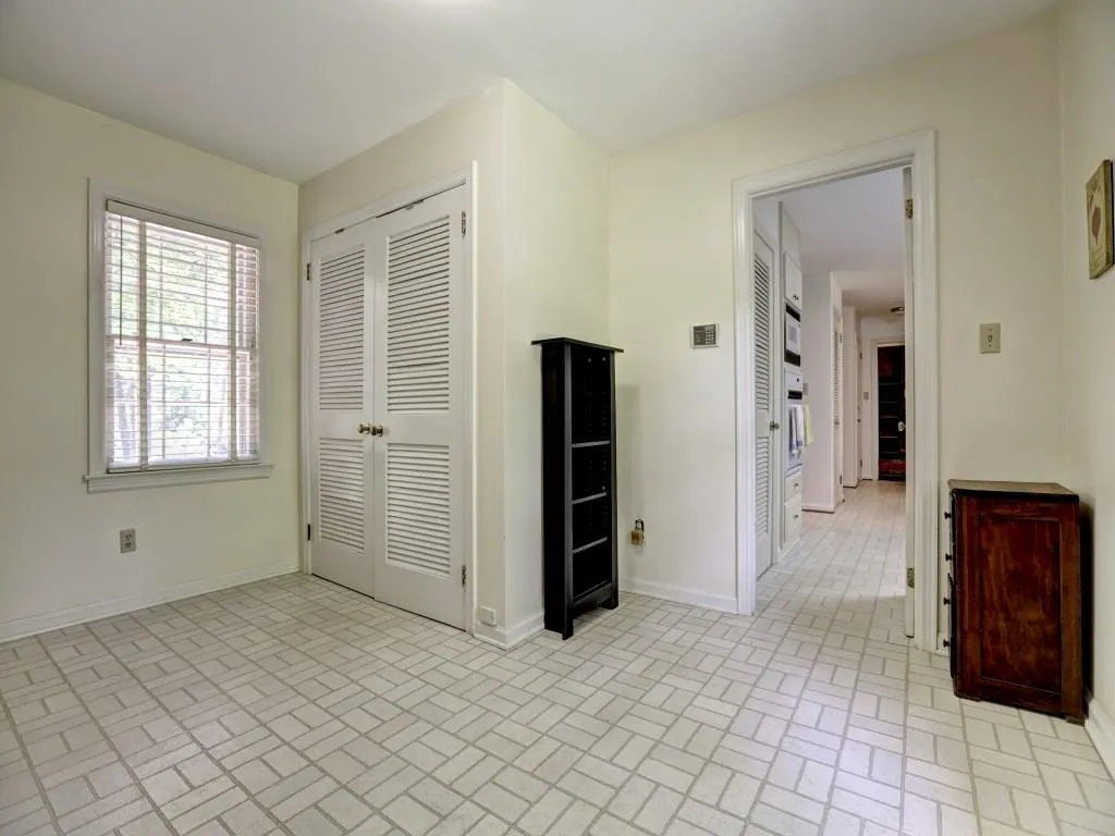 1070 Churchill Downs Road, Sandy Springs, Georgia 30319, 4 Bedrooms Bedrooms, ,2 BathroomsBathrooms,Residential,Sold,1070 Churchill Downs Road,5699991