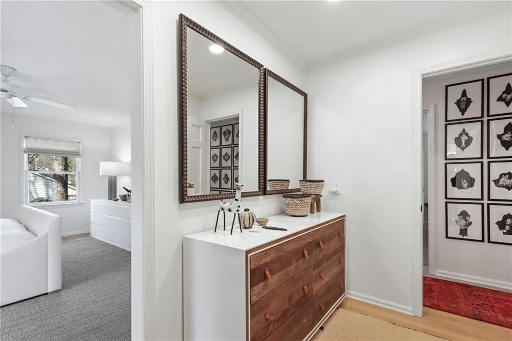 630 Edgewater Trail, Sandy Springs, Georgia 30328, 3 Bedrooms Bedrooms, ,2 BathroomsBathrooms,Residential,Sold,630 Edgewater Trail,6843564