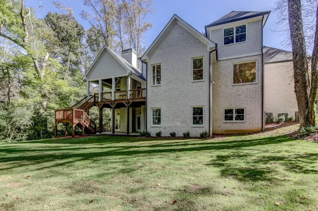 630 Windsor Park, Sandy Springs, Georgia 30342, 6 Bedrooms Bedrooms, ,6 BathroomsBathrooms,Residential,Sold,630 Windsor Park,6521787