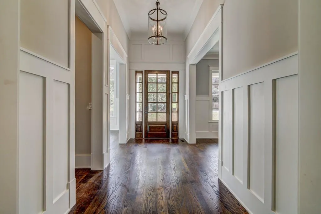 630 Windsor Park, Sandy Springs, Georgia 30342, 6 Bedrooms Bedrooms, ,6 BathroomsBathrooms,Residential,Sold,630 Windsor Park,6521787