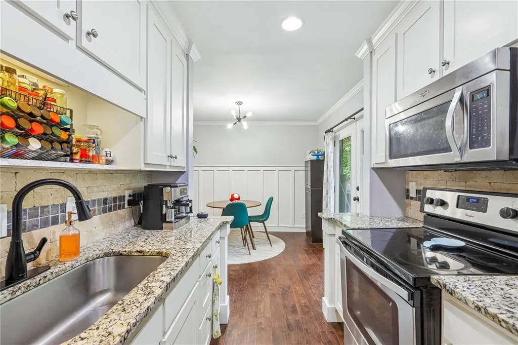 168 Barone Place Nw, Atlanta, Georgia 30327, 2 Bedrooms Bedrooms, 0 ,2 BathroomsBathrooms,Residential,For Sale,168 Barone Place Nw,7821366