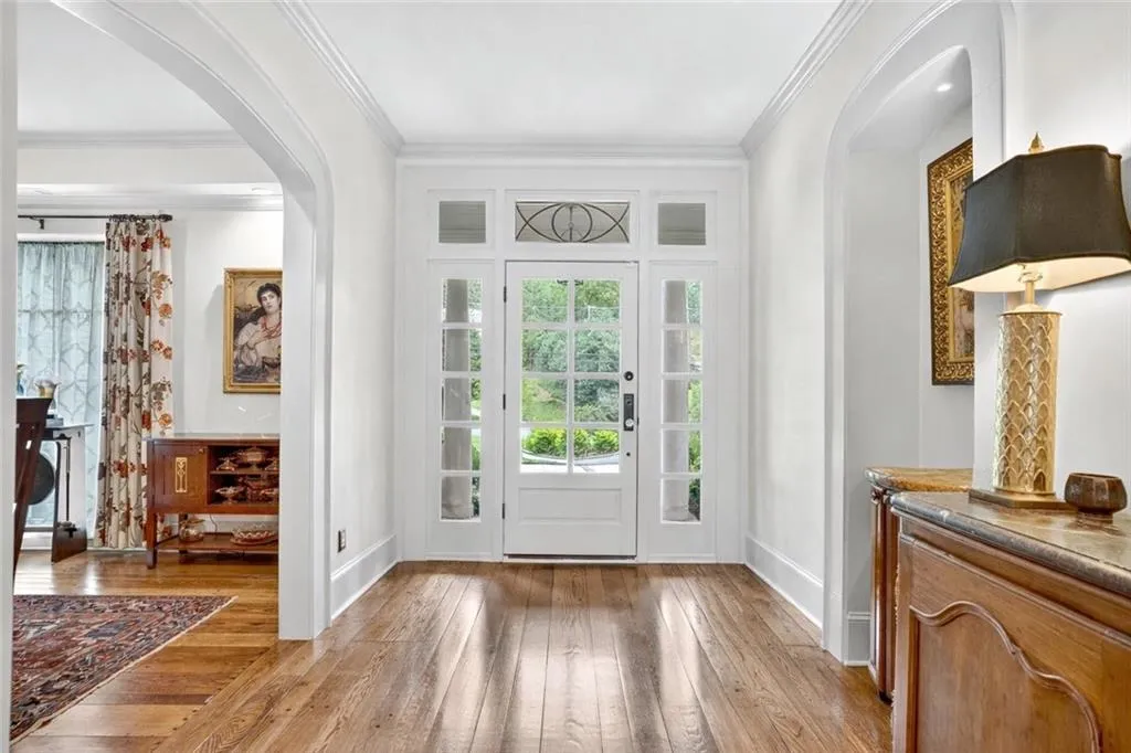 3230 W Andrews Drive Nw, Atlanta, Georgia 30305, 6 Bedrooms Bedrooms, 0 ,5 BathroomsBathrooms,Residential,For Sale,3230 W Andrews Drive Nw,7711901