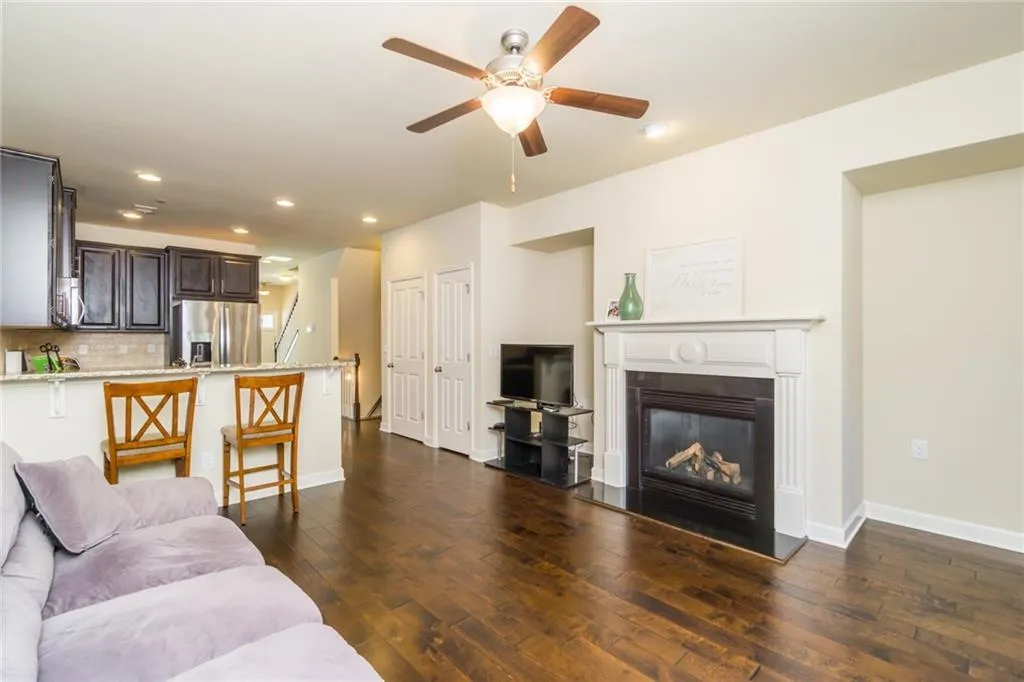 7420 Glisten Avenue, Sandy Springs, Georgia 30328, 3 Bedrooms Bedrooms, ,3 BathroomsBathrooms,Residential,Sold,7420 Glisten Avenue,6688170