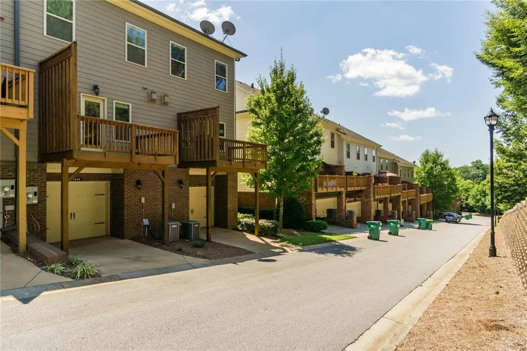 7420 Glisten Avenue, Sandy Springs, Georgia 30328, 3 Bedrooms Bedrooms, ,3 BathroomsBathrooms,Residential,Sold,7420 Glisten Avenue,6688170