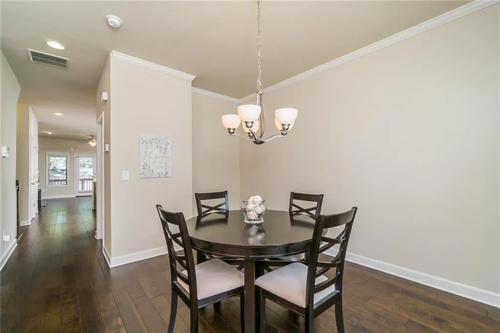 7420 Glisten Avenue, Sandy Springs, Georgia 30328, 3 Bedrooms Bedrooms, ,3 BathroomsBathrooms,Residential,Sold,7420 Glisten Avenue,6688170