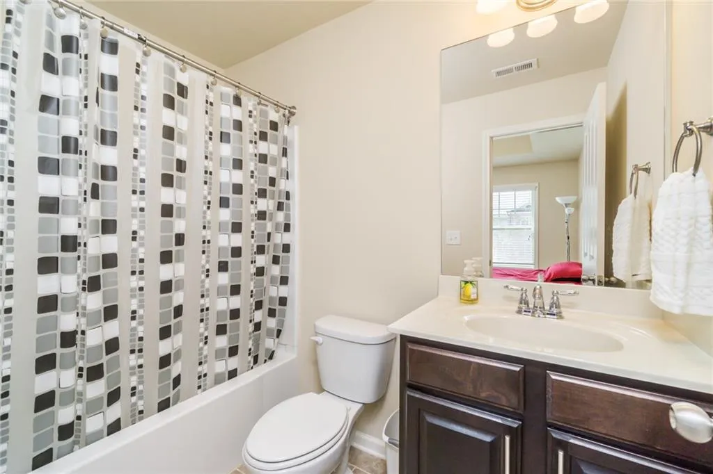 7420 Glisten Avenue, Sandy Springs, Georgia 30328, 3 Bedrooms Bedrooms, ,3 BathroomsBathrooms,Residential,Sold,7420 Glisten Avenue,6688170