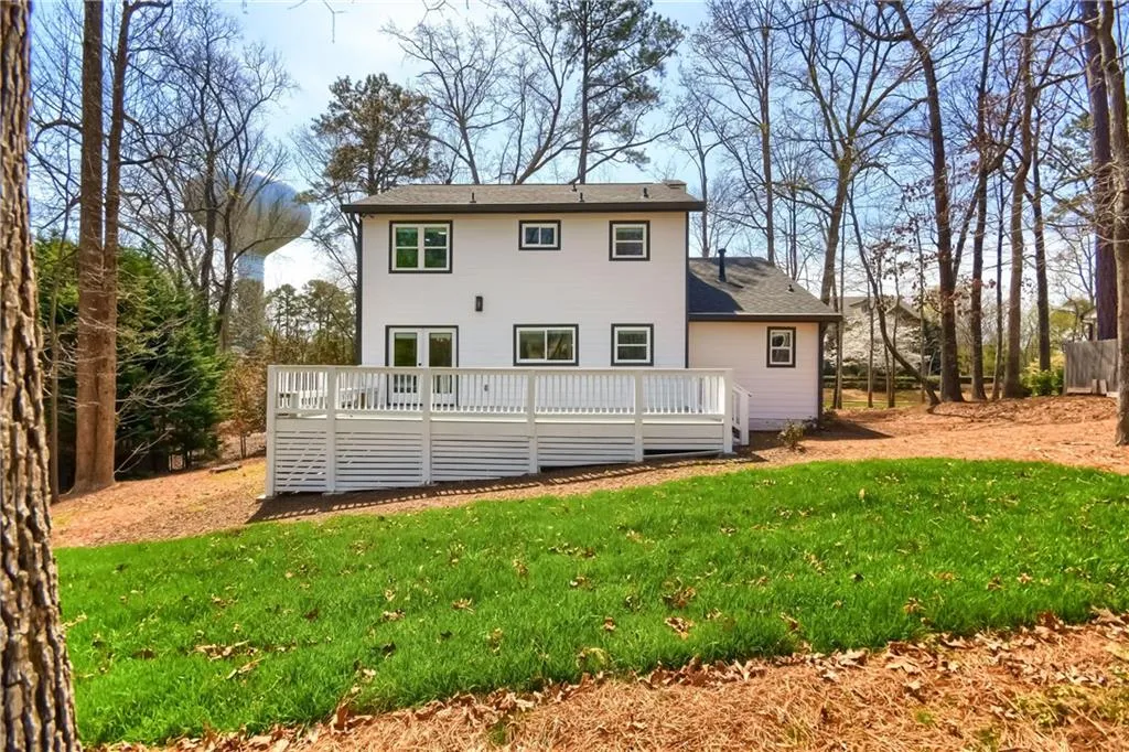 1050 Pitts Road, Sandy Springs, Georgia 30350, 3 Bedrooms Bedrooms, ,2 BathroomsBathrooms,Residential,Sold,1050 Pitts Road,7023717