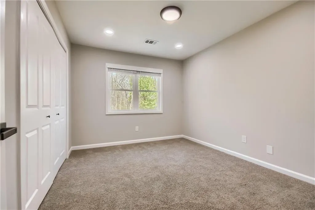 1050 Pitts Road, Sandy Springs, Georgia 30350, 3 Bedrooms Bedrooms, ,2 BathroomsBathrooms,Residential,Sold,1050 Pitts Road,7023717