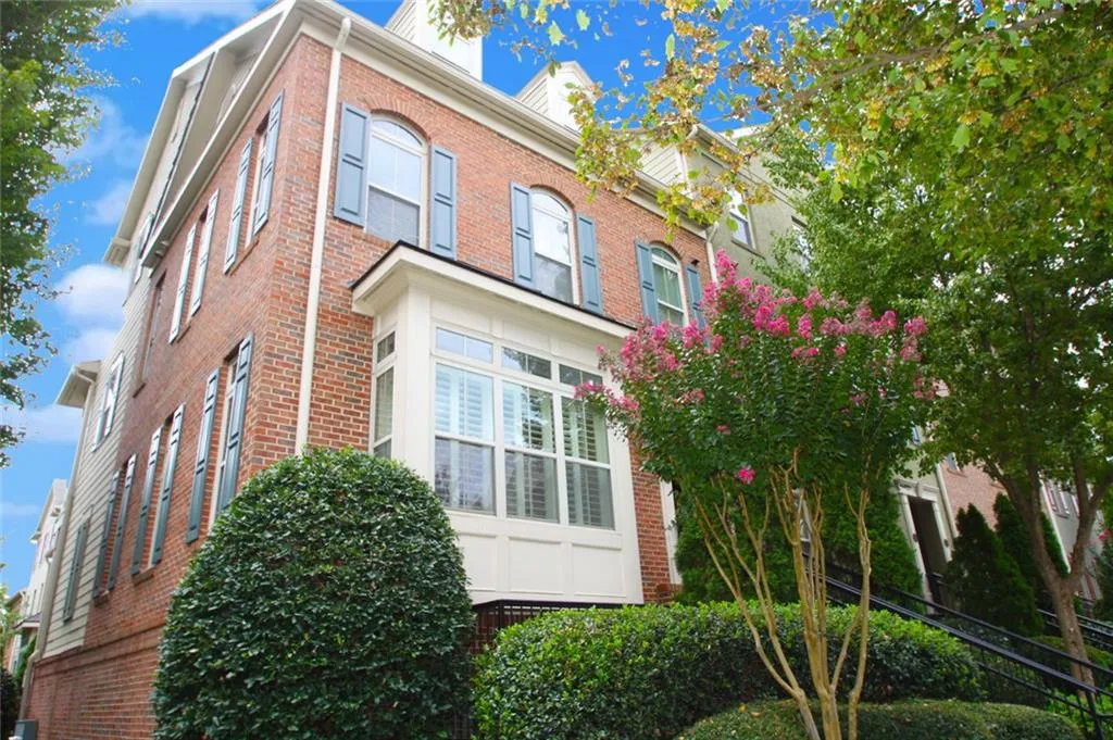 214 Nw Le Gran Cove Nw, Atlanta, Georgia 30328, 2 Bedrooms Bedrooms, ,2 BathroomsBathrooms,Residential,For Sale,214 Nw Le Gran Cove Nw,7620784