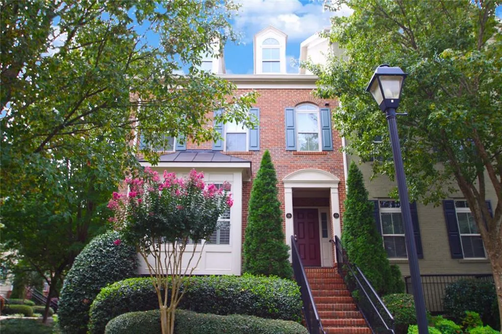 214 Nw Le Gran Cove Nw, Atlanta, Georgia 30328, 2 Bedrooms Bedrooms, ,2 BathroomsBathrooms,Residential,For Sale,214 Nw Le Gran Cove Nw,7620784