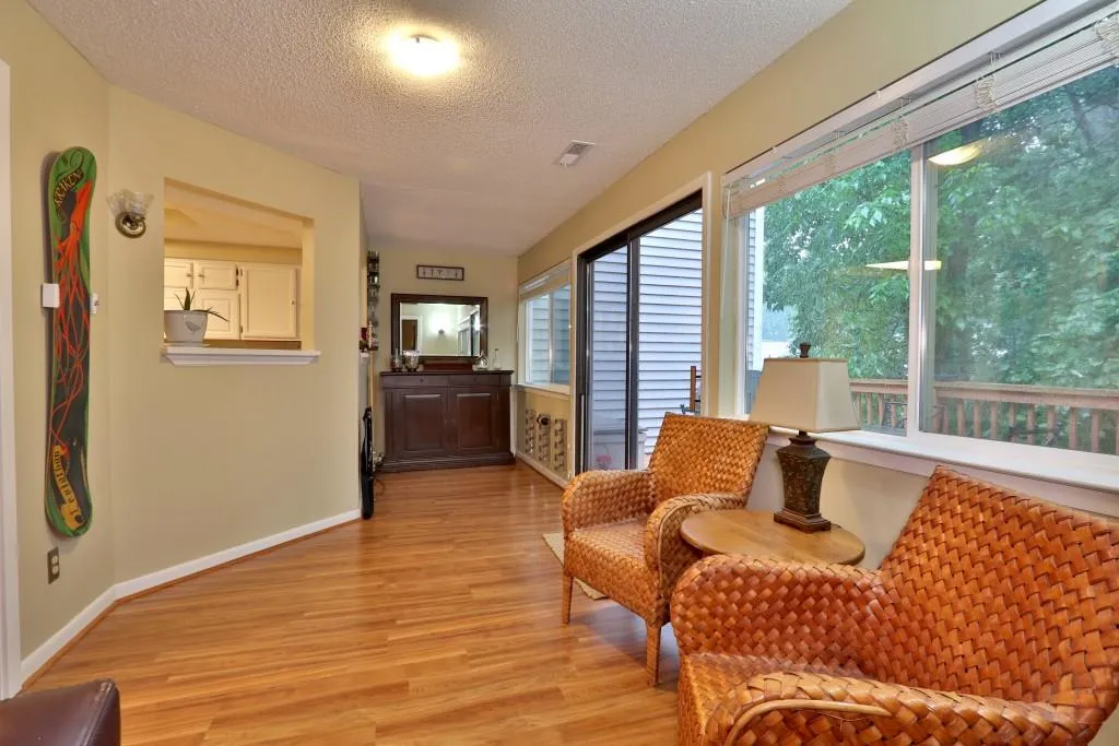 84 Dunwoody Springs Drive Unit 84, Atlanta, Georgia 30328, 3 Bedrooms Bedrooms, ,2 BathroomsBathrooms,Residential,Sold,84 Dunwoody Springs Drive Unit 84,5843259