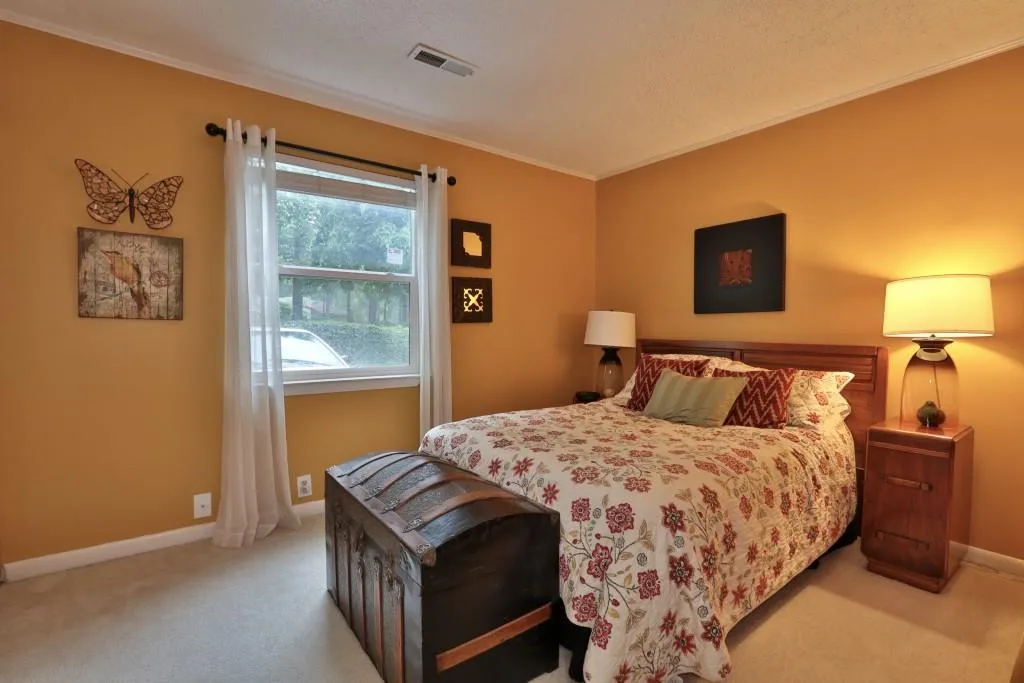 84 Dunwoody Springs Drive Unit 84, Atlanta, Georgia 30328, 3 Bedrooms Bedrooms, ,2 BathroomsBathrooms,Residential,Sold,84 Dunwoody Springs Drive Unit 84,5843259