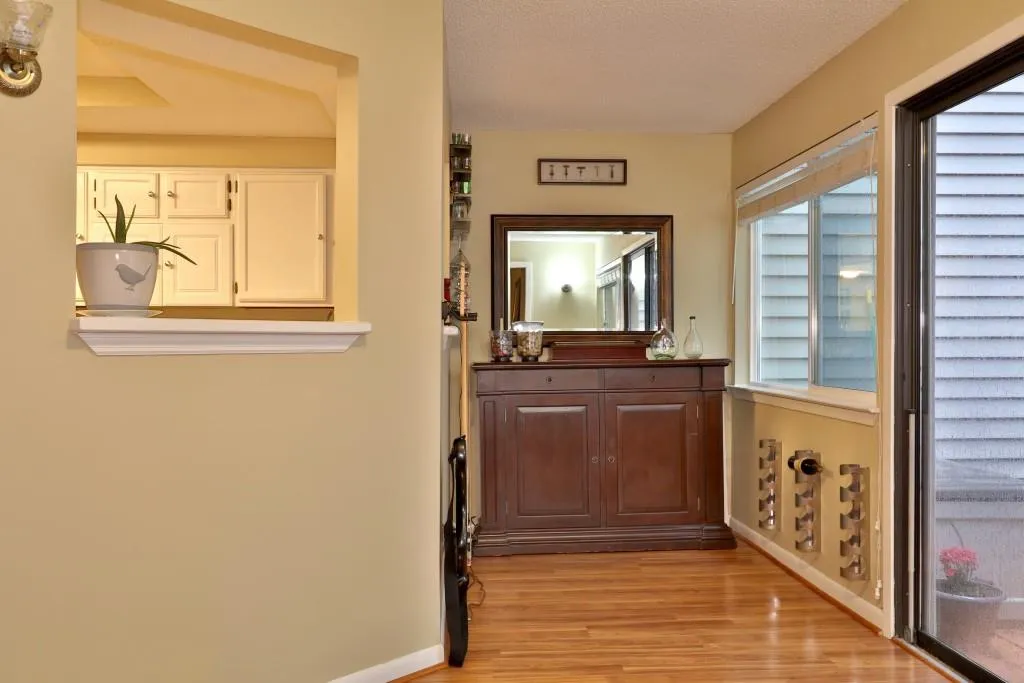 84 Dunwoody Springs Drive Unit 84, Atlanta, Georgia 30328, 3 Bedrooms Bedrooms, ,2 BathroomsBathrooms,Residential,Sold,84 Dunwoody Springs Drive Unit 84,5843259