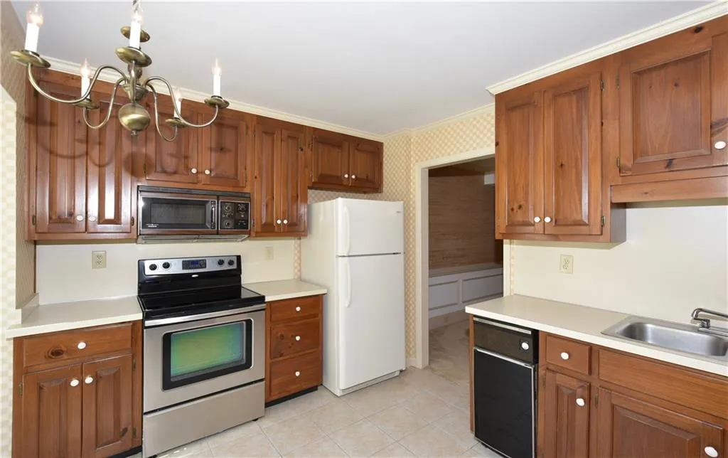 435 Towergate Place, Sandy Springs, Georgia 30350, 2 Bedrooms Bedrooms, ,2 BathroomsBathrooms,Residential,Sold,435 Towergate Place,5681804