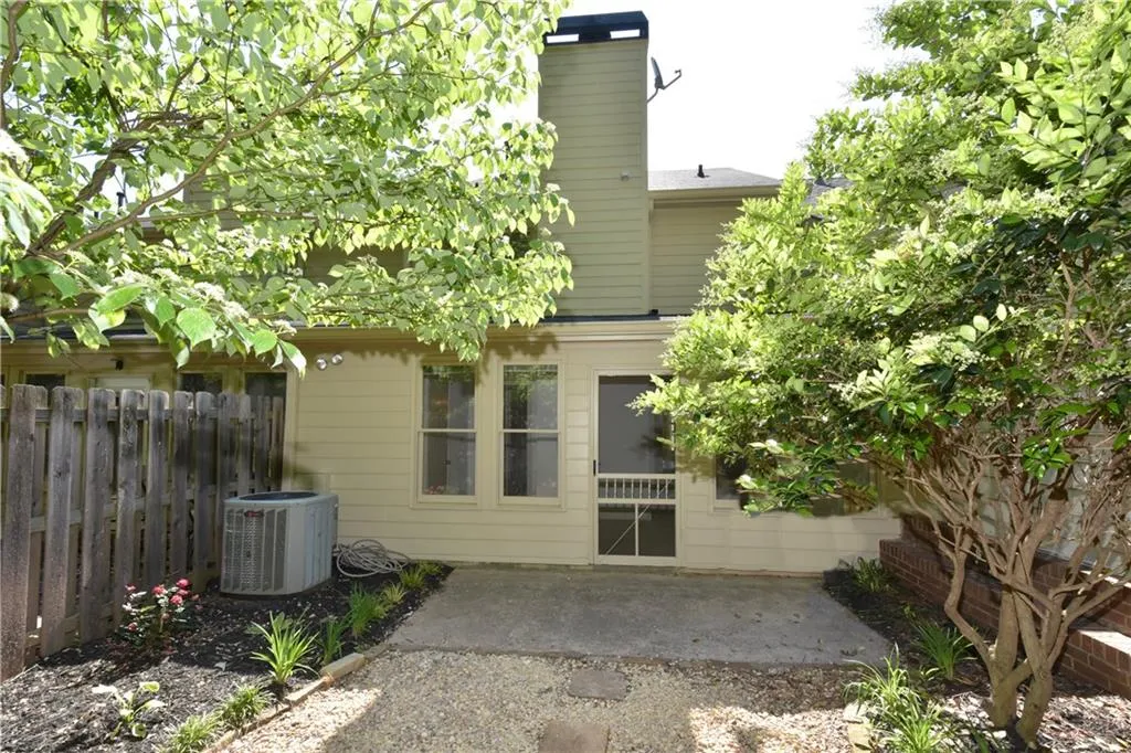 435 Towergate Place, Sandy Springs, Georgia 30350, 2 Bedrooms Bedrooms, ,2 BathroomsBathrooms,Residential,Sold,435 Towergate Place,5681804