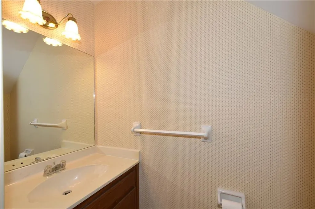 435 Towergate Place, Sandy Springs, Georgia 30350, 2 Bedrooms Bedrooms, ,2 BathroomsBathrooms,Residential,Sold,435 Towergate Place,5681804